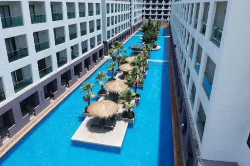 Woraburi - The Ritz